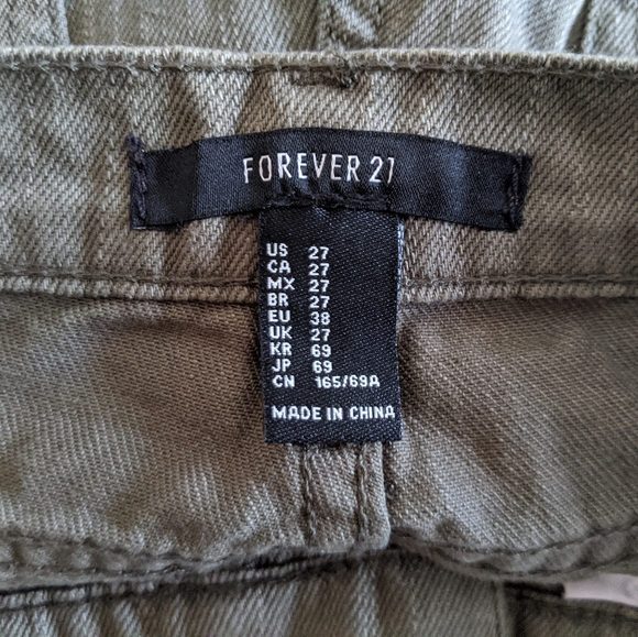 NWT!! Olive Lace Shorts - Picture 4 of 7